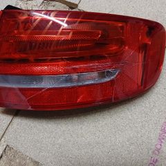 R/h Rear Lamp for a 2009 A4 Avant Estate