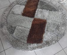 round rug
