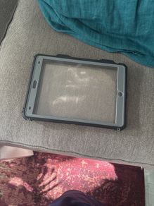 Waterproof ipad case