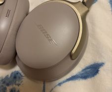 Bose ultra noise cancelling earphone gray