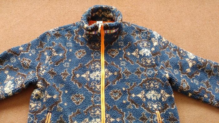 Zara Jacket with zip pockets.