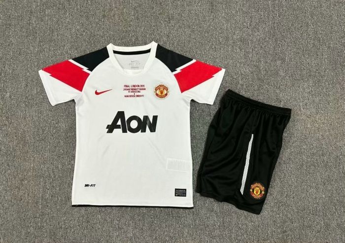 Retro football kits