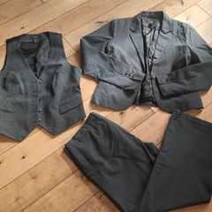 Ladies 3 piece H&M suit
