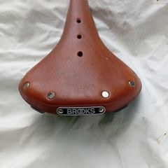 Brooks B17 saddle.