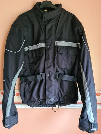 Mens motorbike waterproof Cordura jacket coat with shoulder and elbow pads armour Size medium black heavy biker motorcycle