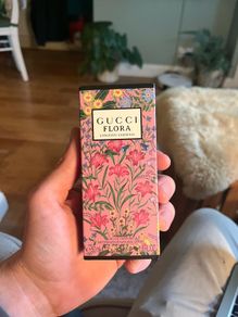Gucci Flora perfume
