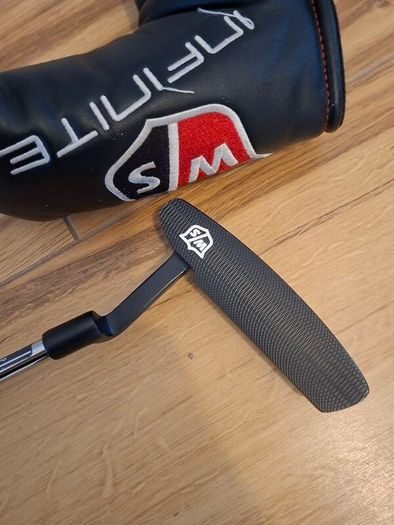 Great Condition Wilson Staff Infinite Windy City Putter