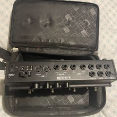 line 6 HX FX with carry case in mint condition for sale