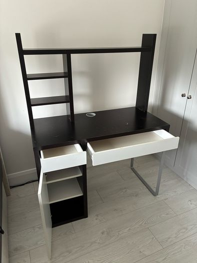desk