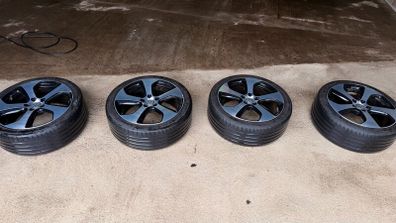 VW Golf GTI Austin 18 Alloy Wheels + Tyres 225/40
