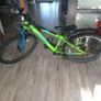 Kids team bike Image 2