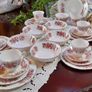 Colclough "Wayside" tea and dinnerware Image 2