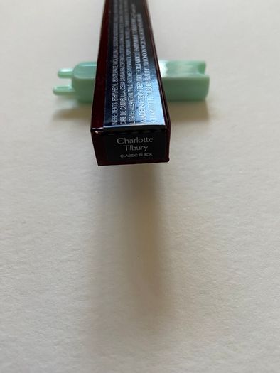 Charlotte tilbury the classic eye powder pencil classic black