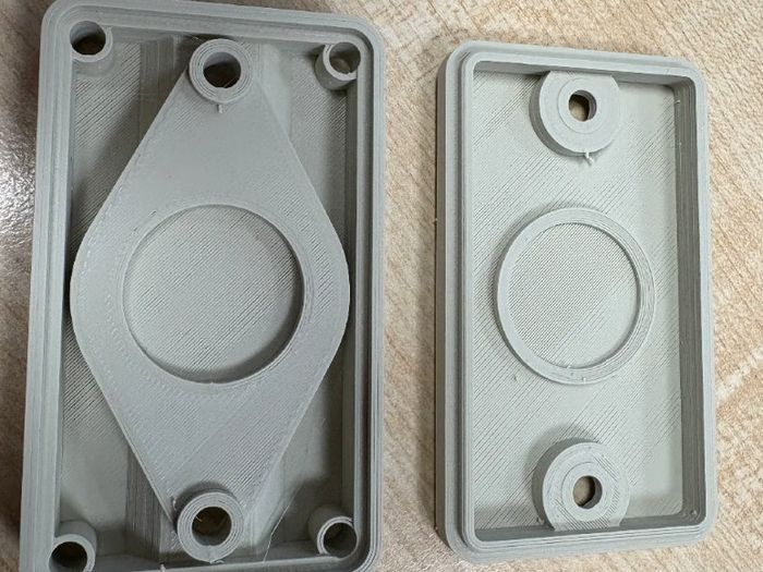 Universal AirTag Mount for Bikes and Strollers