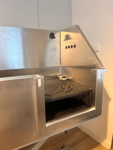 Groom Professional Supreme Stainless Steel Bath With Electric