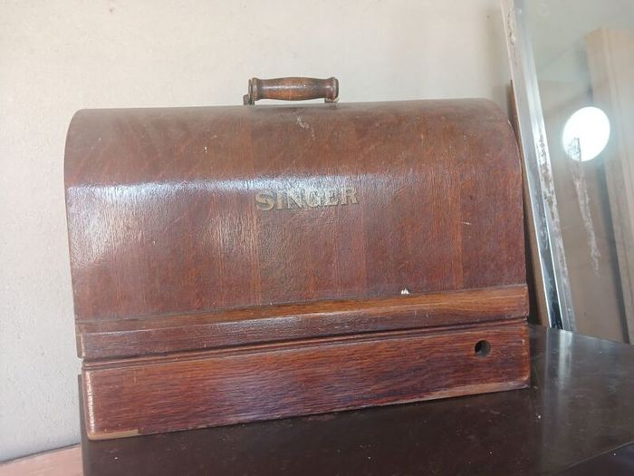 Singer Sewing machine