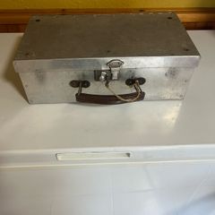1940s aluminum utility box with lock and original key