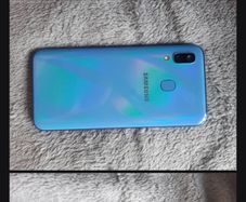 Samsung Galaxy A40 (blue)