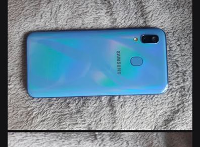 Samsung Galaxy A40 (blue)