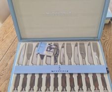 Newbridge Home Premium knife fork set