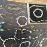 costume jewelry 138 pieces Image 8