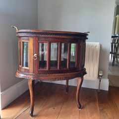 Drinks cabinet