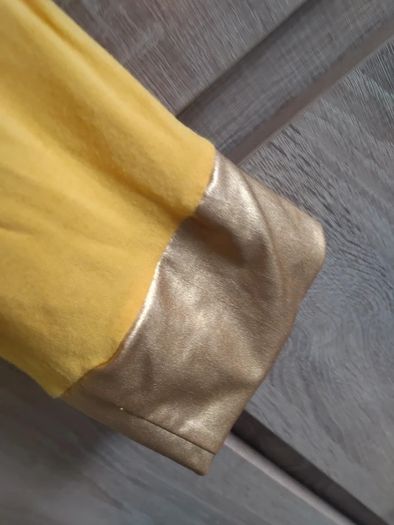 Yellow gold Capri s/m