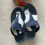 FitFlops New Electra Super Navy Toe-Post & Two Bar Slides gold Image 4
