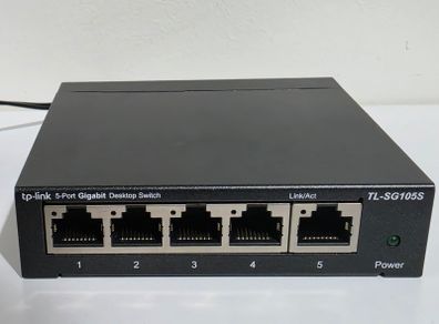 TP-Link TL-SG105S 5 Port Gigabit Ethernet Network Switch, Ethernet Splitter 1 to 4, Network 4 Way Ethernet Hub, Desktop & Wall-Mounting, Sturdy Metal Case, Fanless, Plug & Play, Energy-Saving