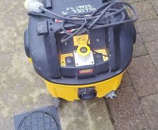dewalt DWV 901L wet/dry vacuum