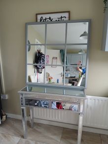 glass table and mirror