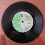 Cliff Richard x5 7inch singles Image 8