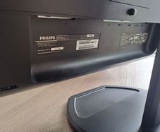 Philips Brilliance 24 IPS Full HD Monitor .