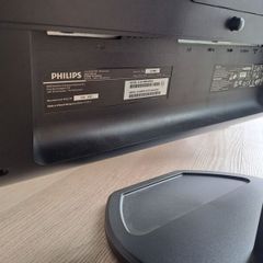 Philips Brilliance 24 IPS Full HD Monitor .