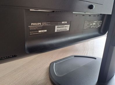 Philips Brilliance 24 IPS Full HD Monitor .