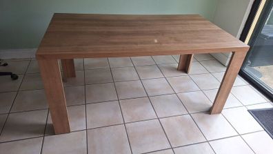Table, solid wood 4-6 people, Free Chairs