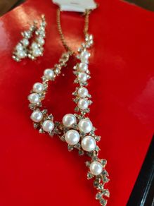Pearl jewellery set