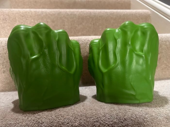 Hulk boxing gloves