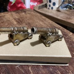 Vintage miniature brass/pewter cannon figurines