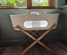 SnuzBaskit Moses Basket & Stand - Barley/Walnut