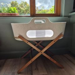 SnuzBaskit Moses Basket & Stand - Barley/Walnut