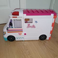 Barbie ambulance