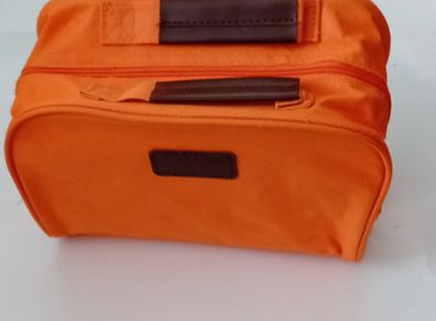 Cosmetic bag