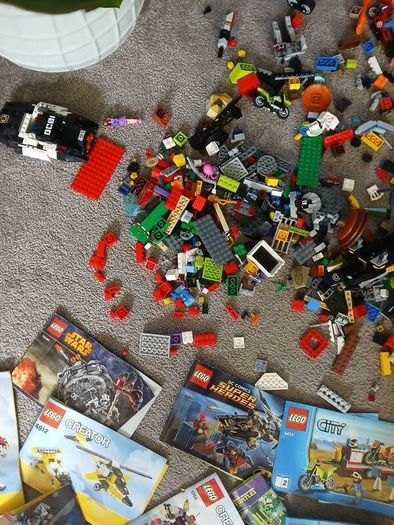 lego mix of retired pieces