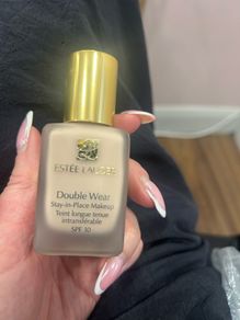 Estee Lauder 1C0 Shell Day Wear Foundation , new.