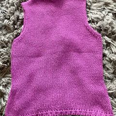 Sleeveless jumper