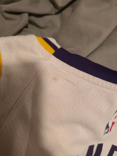 Lakers swingman jersey  small mens