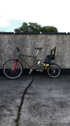 Long tail cargo bike