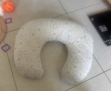 breast feeding pillow