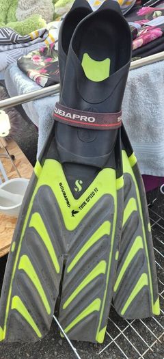Scubapro fins + snorkel